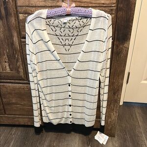 LuLaRoe Cheryl cardigan